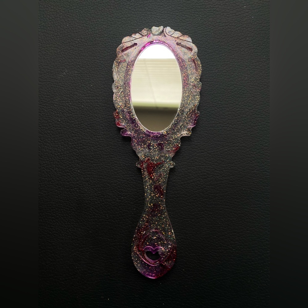 ✨handmade resin mirror✨